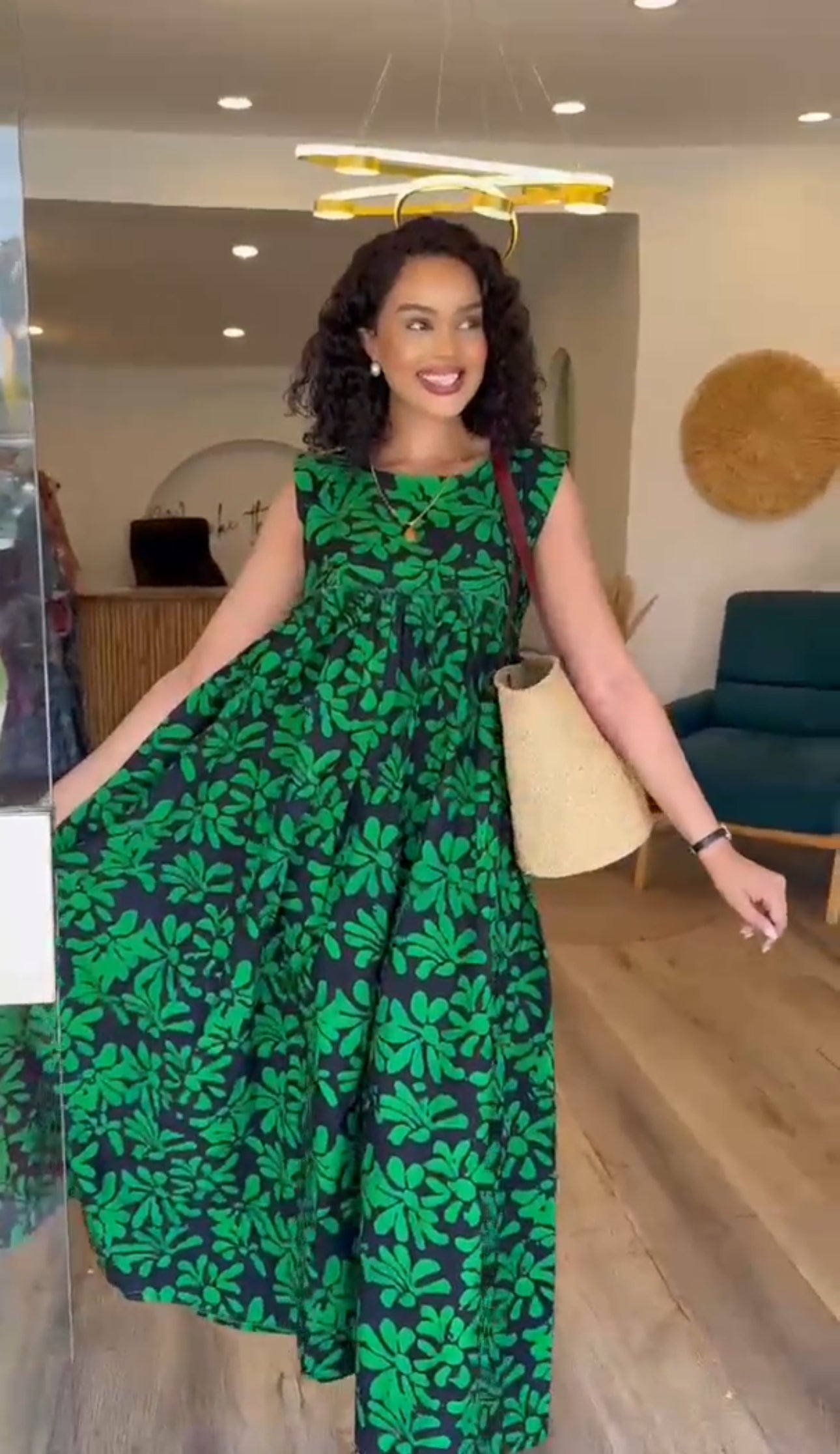 Nyota Maxi